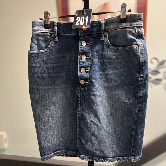Banana Republic Blue Denim Skirt SIze 2 EUC #DO201 - Picture 5 of 9